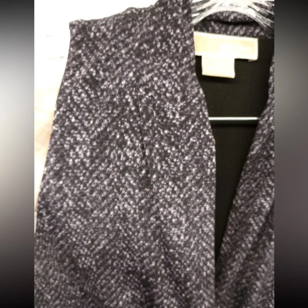 MICHAEL KORS Faux Wrap, Patterned Dress with POCKETS Size P- XS - Picture 5 of 14